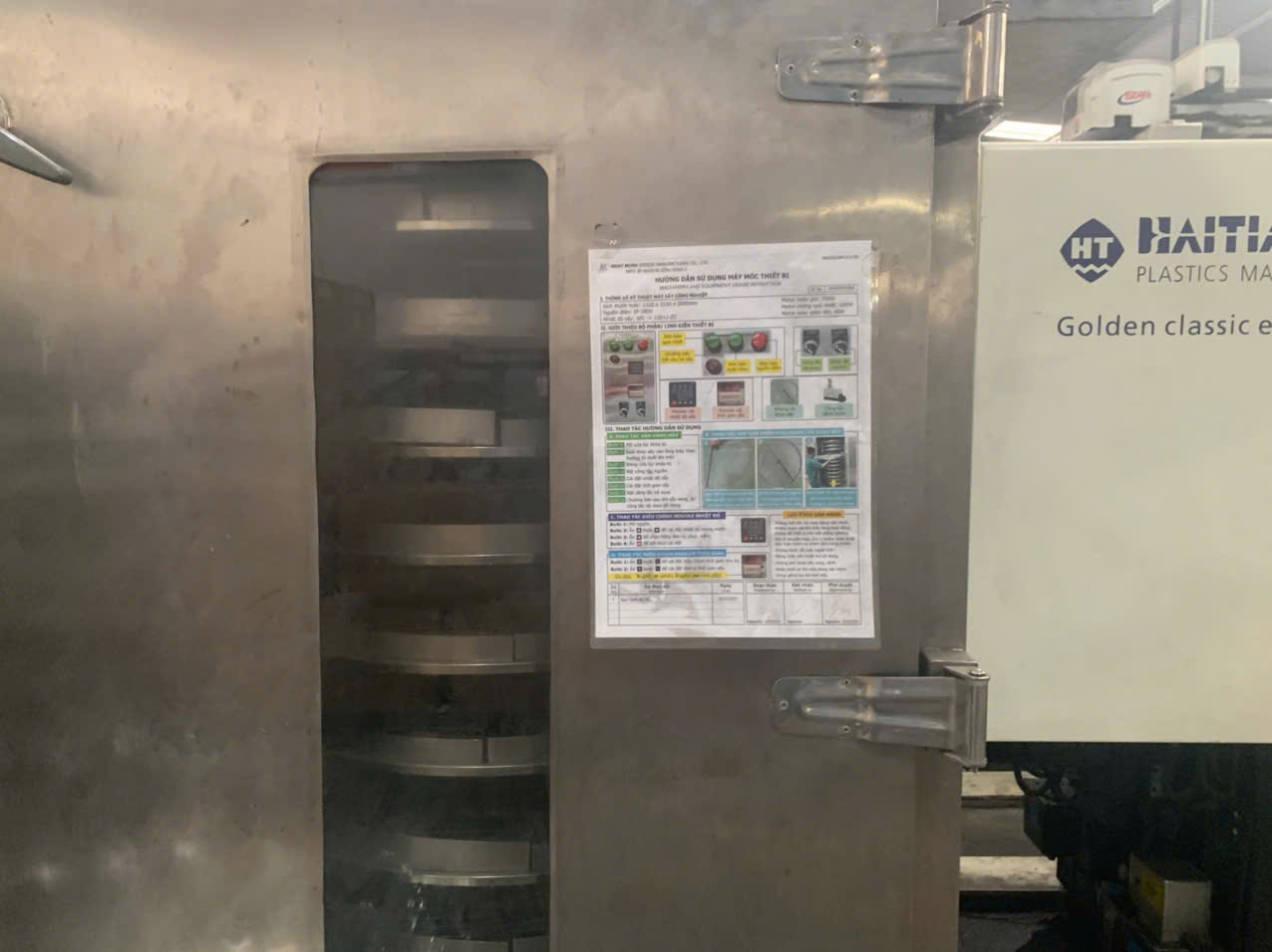 Work instruction posted on machine.jpg